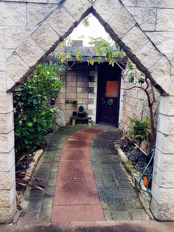 Unique Castle In Auckland Villa Exterior photo